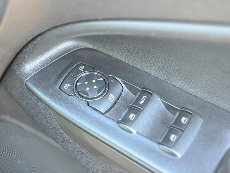 2018 Ford Ecosport 1.0T EcoBoost Zetec Auto Euro 6 (s/s) 5dr HATCHBACK Petrol Automatic