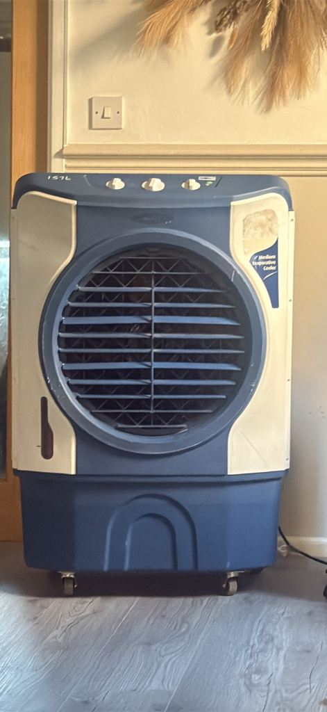 Medium Evaporative Cooler - Blue & White, Good Condition