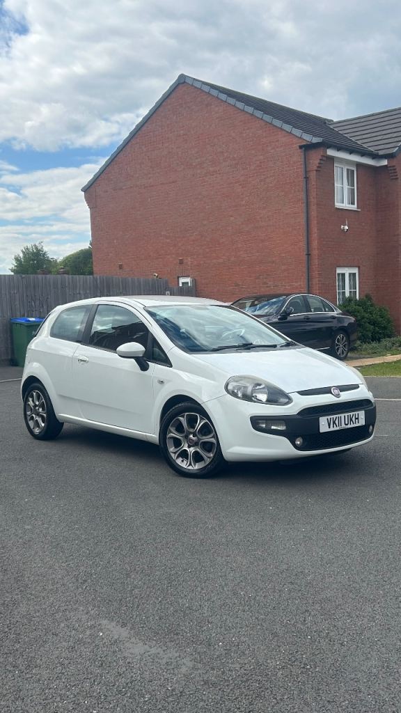 Fiat, PUNTO EVO, Hatchback, 2011, Manual, 1368 (cc), 3 doors