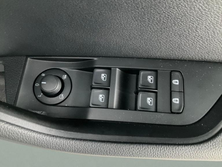 2018 Skoda Superb 1.4 TSI ACT SE Hatchback 5dr Petrol Manual Euro 6 (s/s) (150 ps) - PARK SEN Hat...