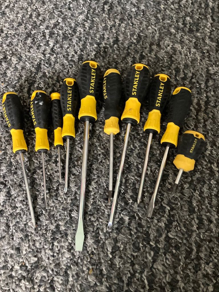 Stanley Screwdriver Set – Various Sizes, Good Condition