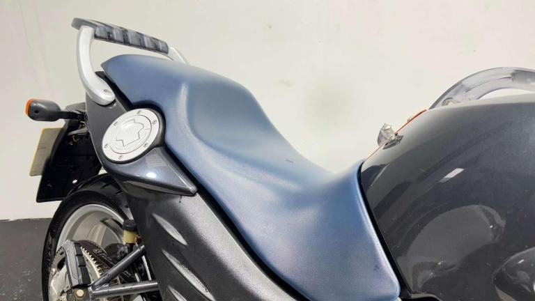 BMW F650 CS 2002 37K NON RUNNING PROJECT BIKE SPARES OR REPAIR 650CC SINGLE