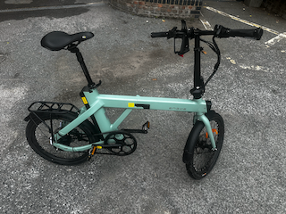 Engwe P20 Folding Electric Bike - 2025, Green, As Good As New, Spare Battery