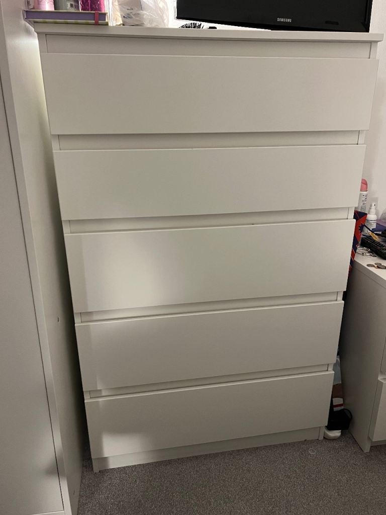 image for White Chest of Drawers