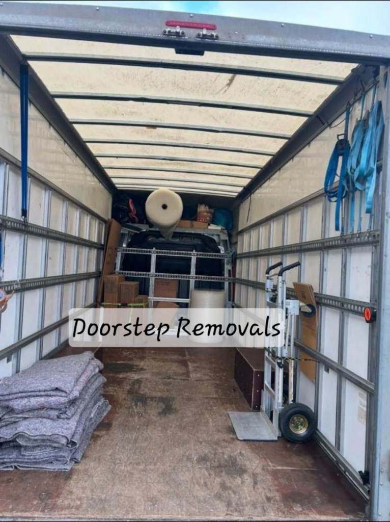 REMOVAL MAN & VAN AND CLEARANCE SERVICE NEAR YOU | SAME DAY | ALL VAN SIZES