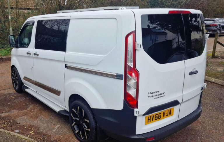 Campervan Day Van TRANSIT CUSTOM 2016 solar, swivel seats, bed, 250ah battery inverter, 12 Month MOT