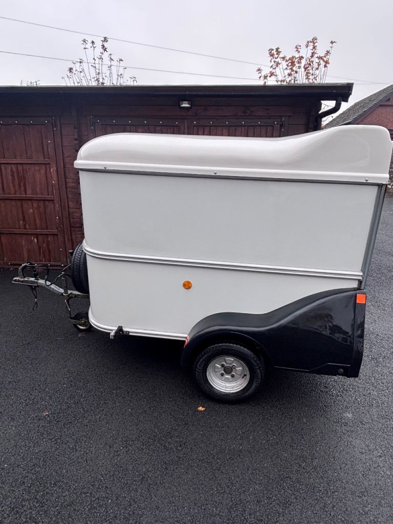 Ifor Williams BV64e Box trailer