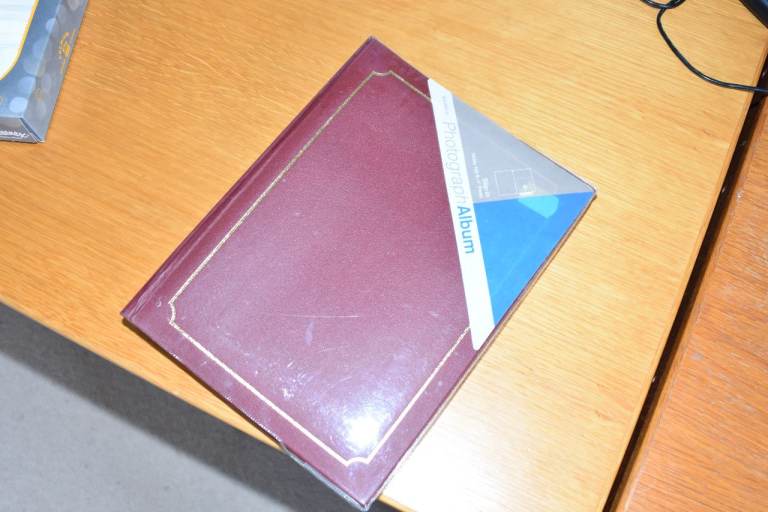 Photograph album, brand new for 6 x 4 photos