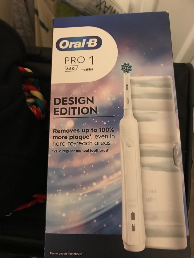 Oral-B Pro 1 680 Electric Toothbrush – Design Edition, NEW