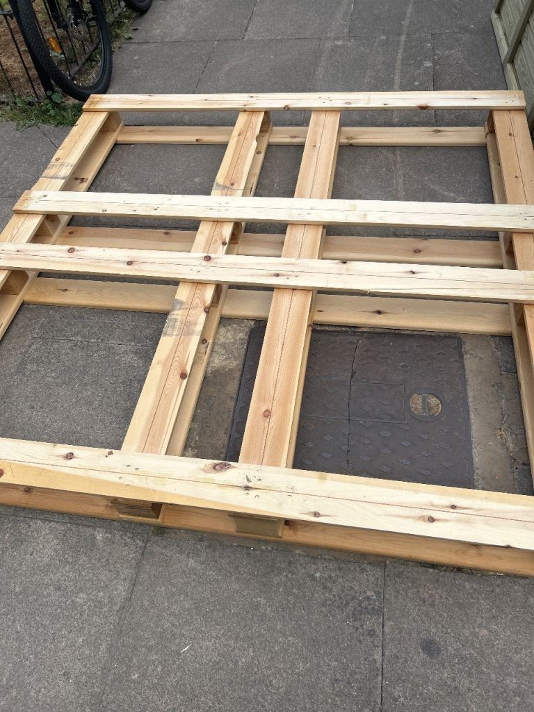 Wooden Pallet – Good Condition, Sturdy