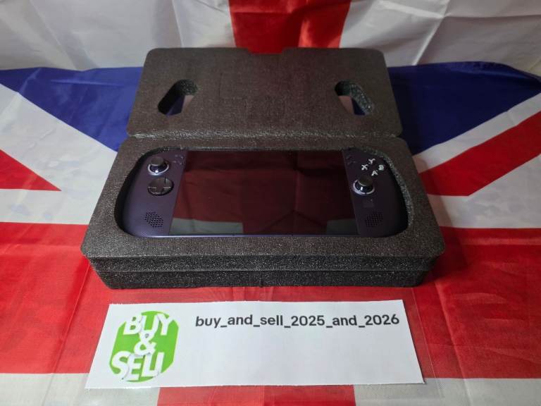 Lenevo Legion Go S AMD Ryzen Z2 Go, 32GB RAM, 2TB Upgrade, 8" Screen, Steam OS