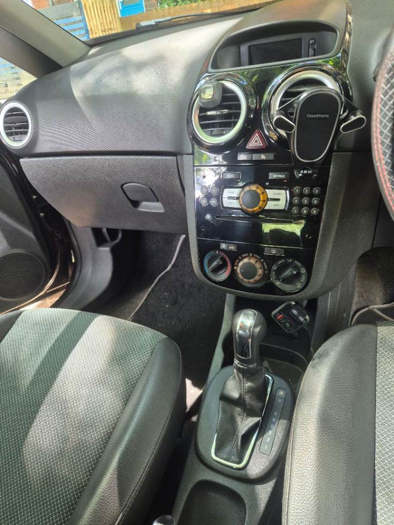 Automatic Vauxhall, CORSA, Hatchback, 2009, Other, 1364 (cc), 5 doors