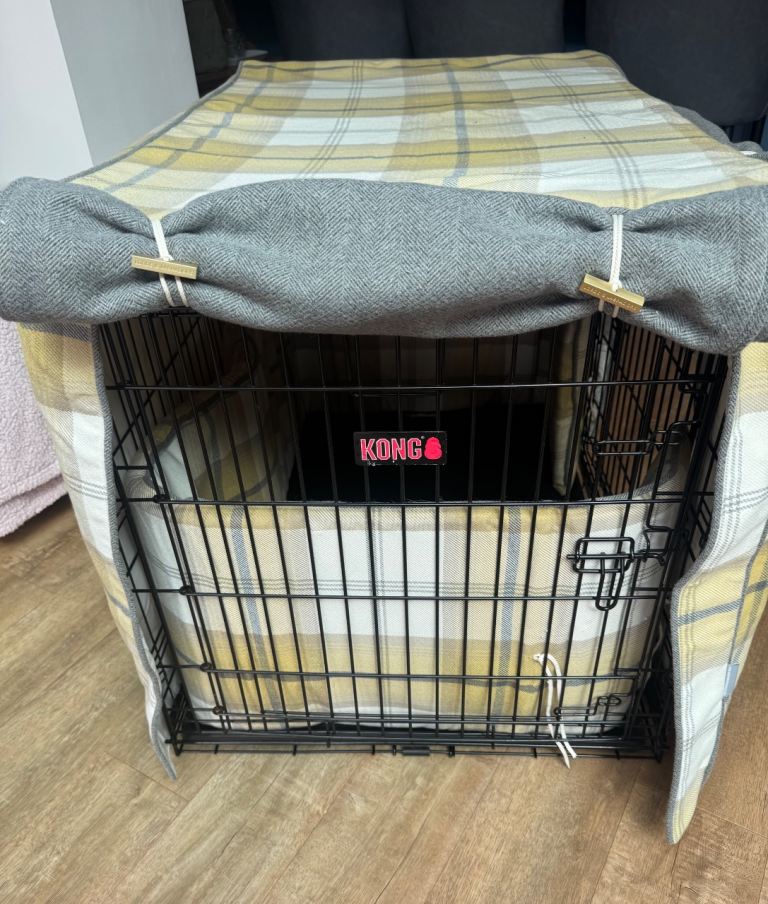 Kong Dog Crate with Lords & Labrador Covers