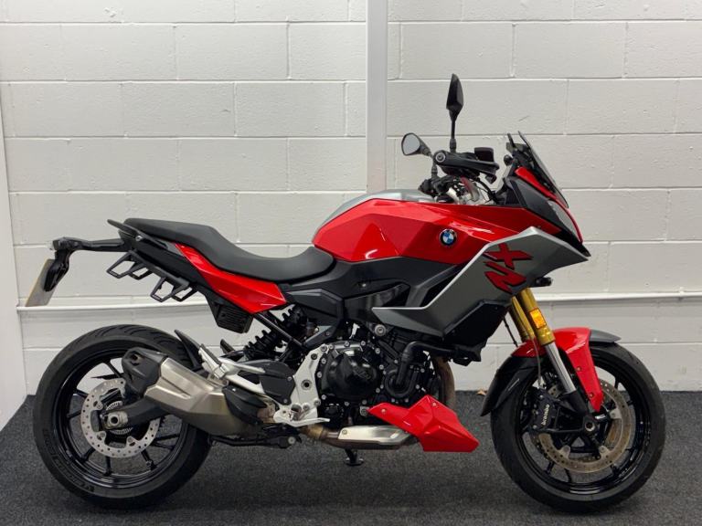 BMW F900XR TE ** HEATED GRIPS - RADIATOR GUARD - MARCH 27 MOT **