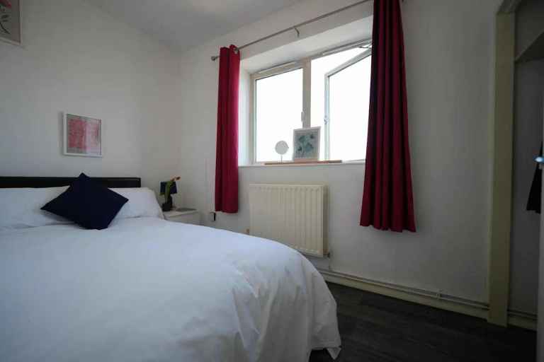 🏡 AFFORDABLE DOUBLE ROOM IN ILFORD ✨