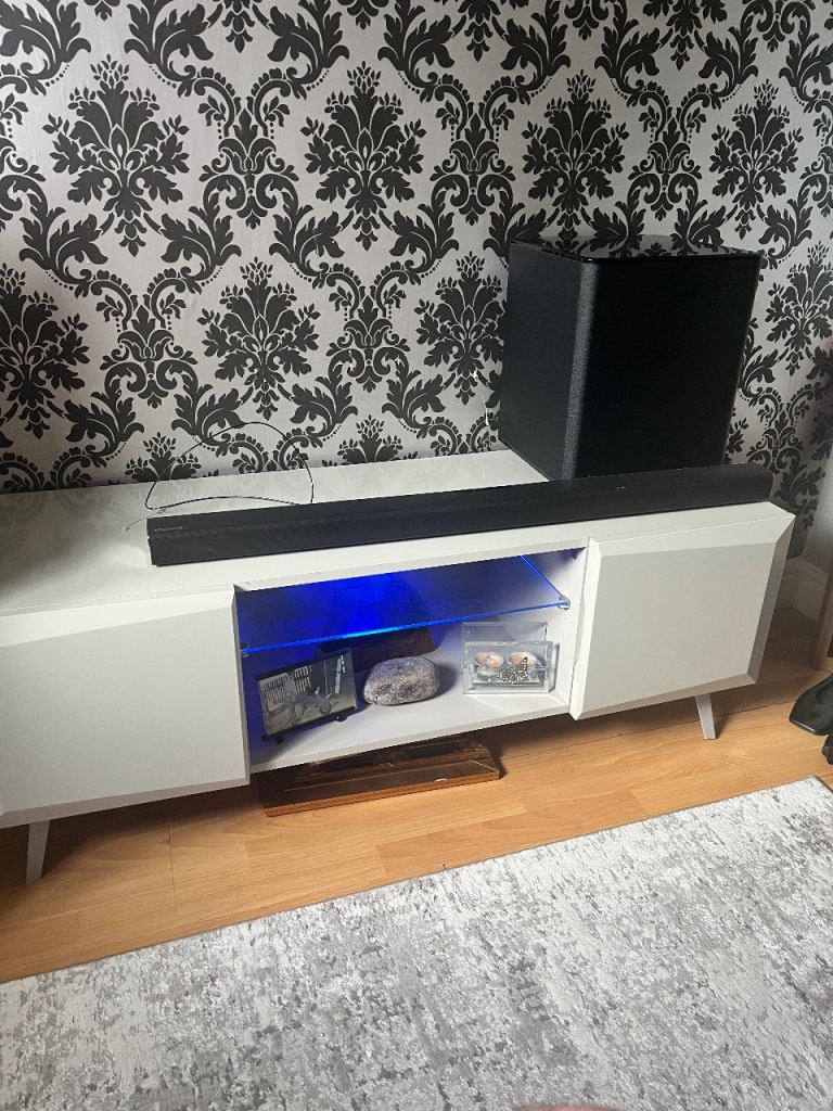 Black Samsung Soundbar and Subwoofer – Good Working Order