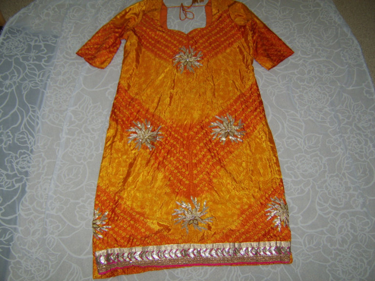 DRESS with Gold Design UK Size 10 -12