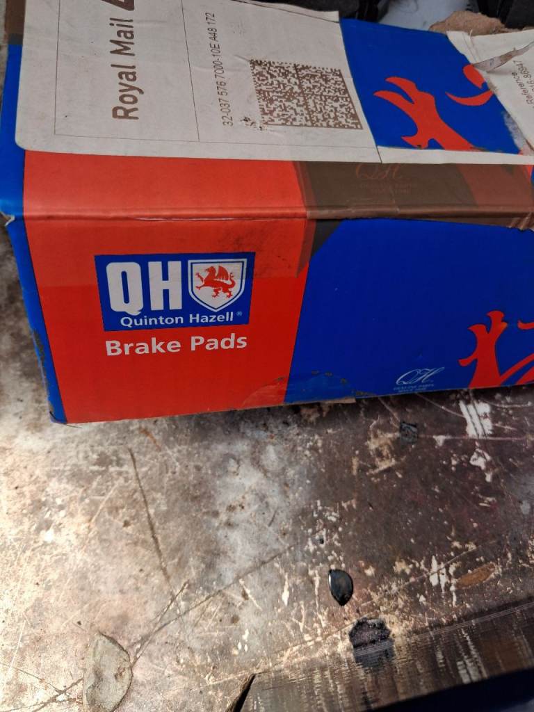 Quinton Hazell BP1505 front brake pad set
