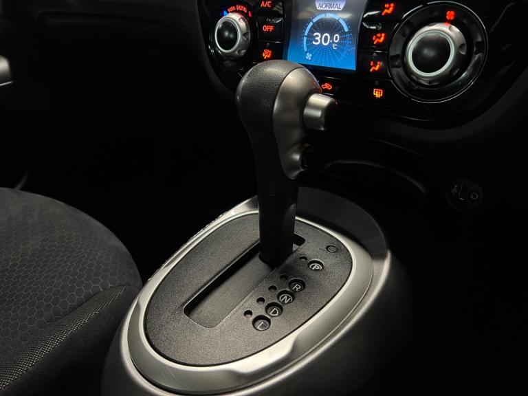 2013 Nissan Juke 1.6 Acenta 5dr CVT [Premium Pack] HATCHBACK PETROL Automatic