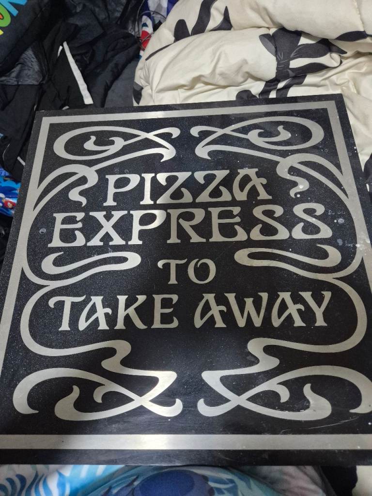 Pizza Express takeaway sign