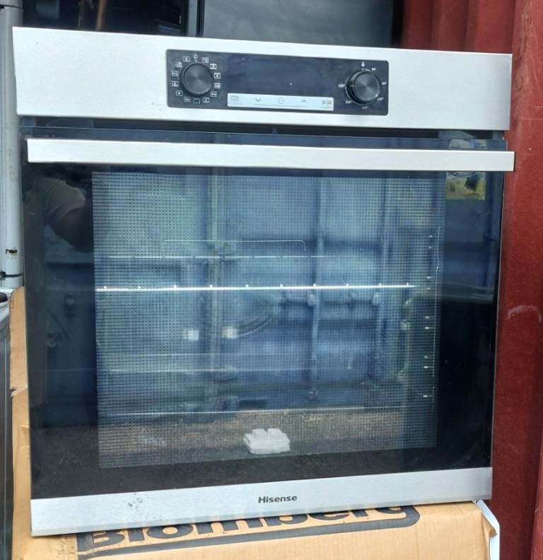 Hisense 60cm Built-in Electric Oven- RRP £280