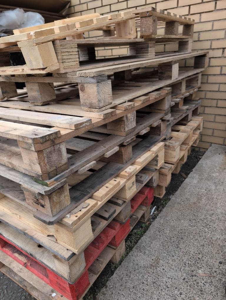 Free pallets
