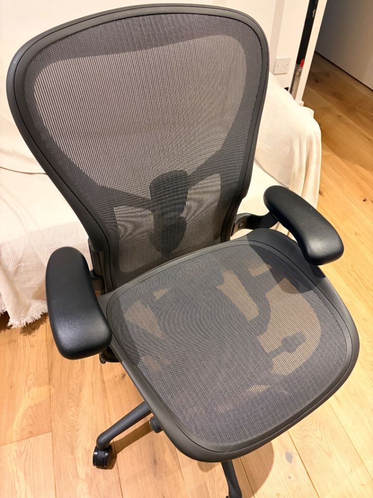 Herman Miller Aeron Office Chair, Size C, Graphite
