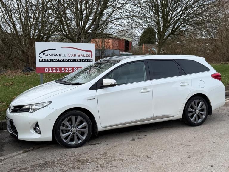 2014 Toyota Auris 1.8 VVTi Hybrid Excel 5dr CVT Auto ESTATE Petrol/Electric Hybrid Automatic