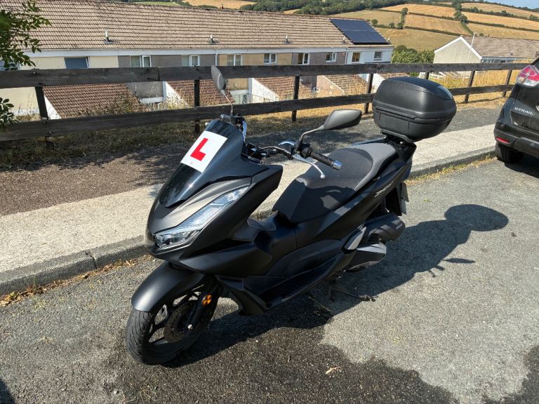 Honda, PCX, 2022, 125 (cc)