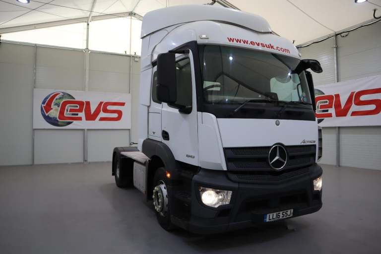 2016 (16 PLATE) Mercedes Benz Actros 1843 4x2 Euro 6 Tractor Units