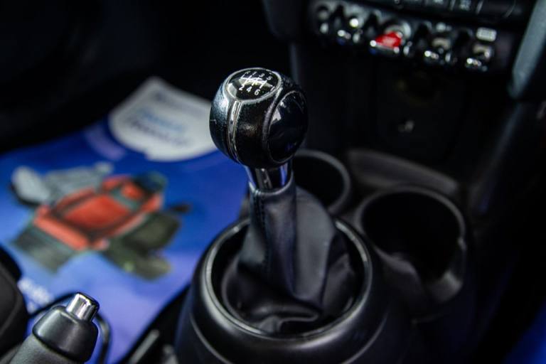 2018 MINI Hatch 1.5 Cooper Hatchback 3dr Petrol Manual Euro 6 (s/s) (136 ps) Hatchback Petrol Manual