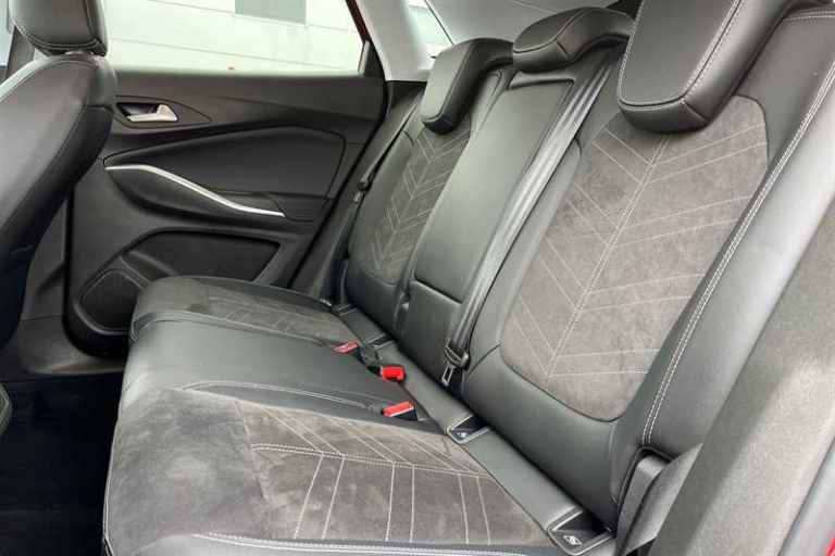 2023 Vauxhall Grandland 1.2 Turbo Ultimate 5dr Auto HATCHBACK PETROL Automatic