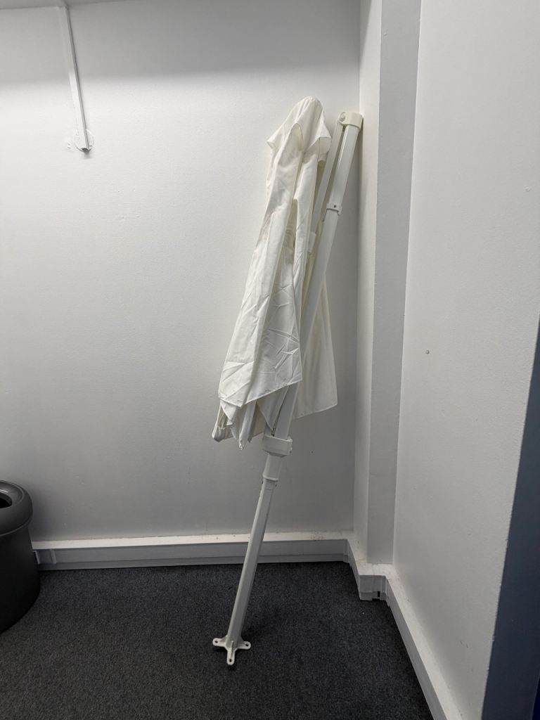 Ikea Hogon White Parasol with Iggon  Base – Good Condition