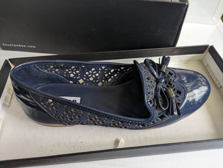 Dune Navy Leather Size 3/36 Luvlie Flats