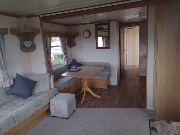 6 berth caravan to rent in ingoldmells.