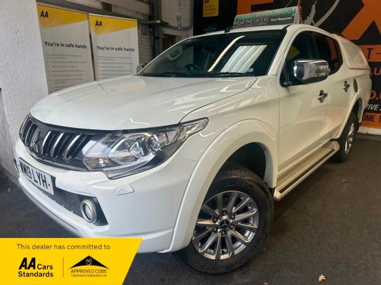 19 reg Mitsubishi L200 DI-D 4wd Barbarian D-cab,rear canopy,