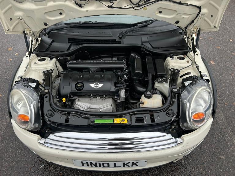 2010 MINI Clubman 1.6 Cooper [122] 5dr Auto ESTATE Petrol Automatic