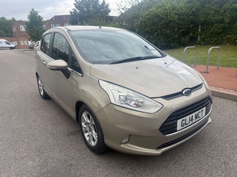2014 Ford B-Max 1.0 Zetec VERY LOW MILES / not focus vauxhall corsa Astra peugeot honda kia