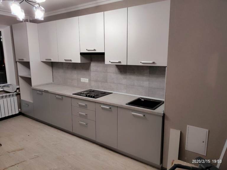 New.KITCHEN UNITS READY ASSEMBLED 18mm Gloss or Matt 18mm. Free delivery on orders over £500