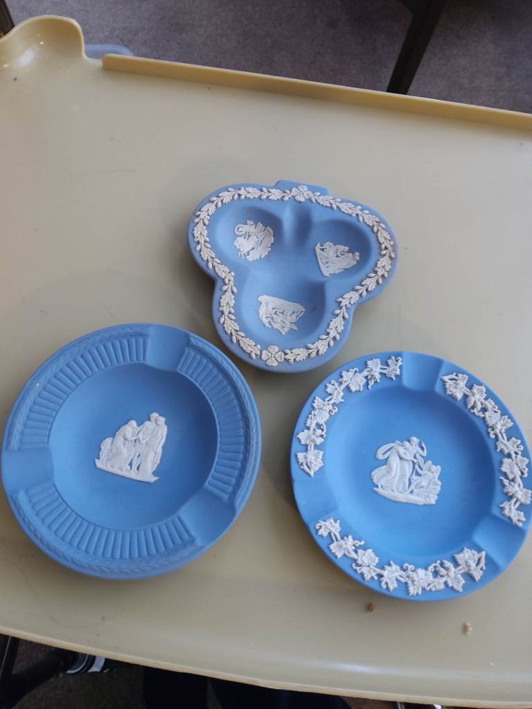 3 jasperware Wedgwood pin trays