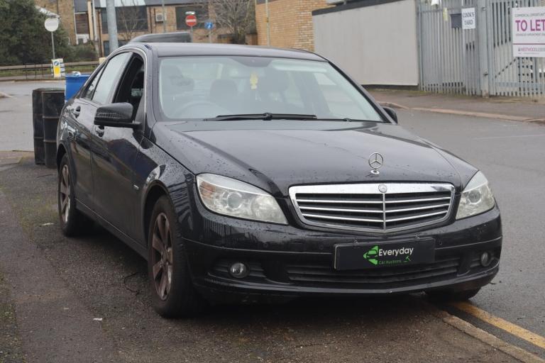 2011 Mercedes-Benz C Class C180 CGI BlueEFFICIENCY SE 4dr Auto **SPARE OR REPAIR** SALOON Petrol ...