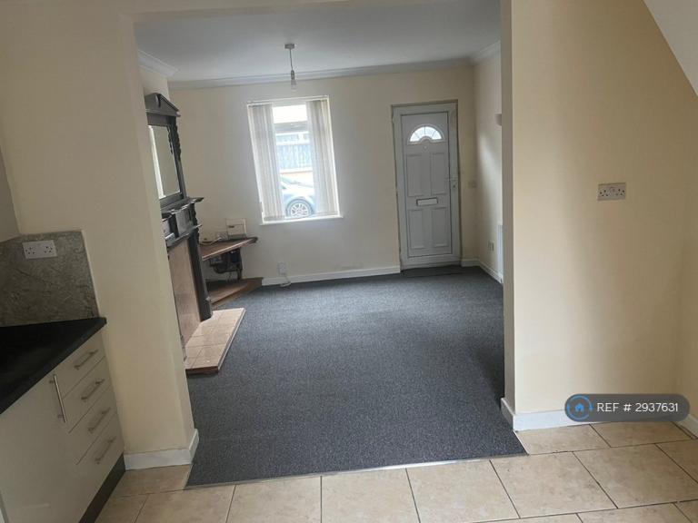 3 bedroom house in Albany St, Gainsborough, DN21 (3 bed) (#2937631)