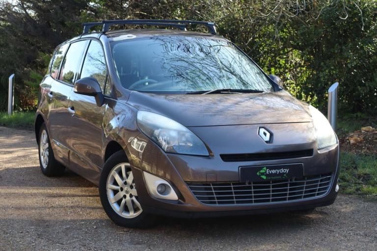 2010 Renault Grand Scenic 1.5 dCi 110 Privilege TomTom 5dr MPV Diesel Manual