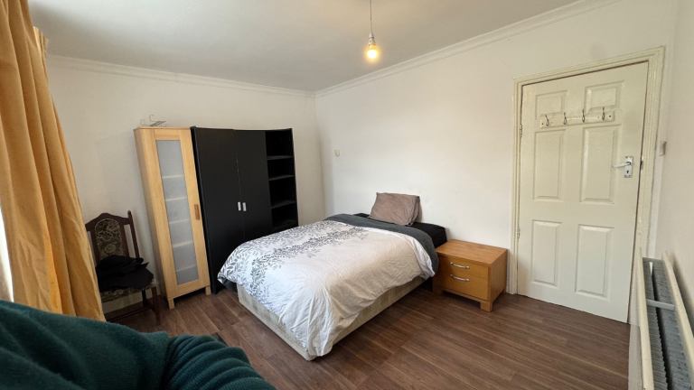 A place for rent all bills included in Croydon in south London 
