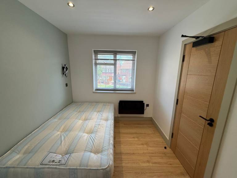 BENEFITS ACCEPTED - Studio Flat Available in Southall Ealing UB1