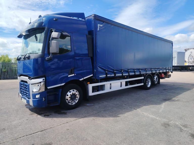 Renault T380 Curtainsider Rear lift 30 foot body Auto sleeper cab tested 