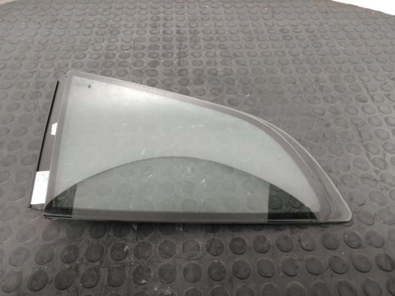 Aston Martin Db9 Rear Rh Quarter Light Window Glass O/S 2004-2018 2 Door Coupe 9