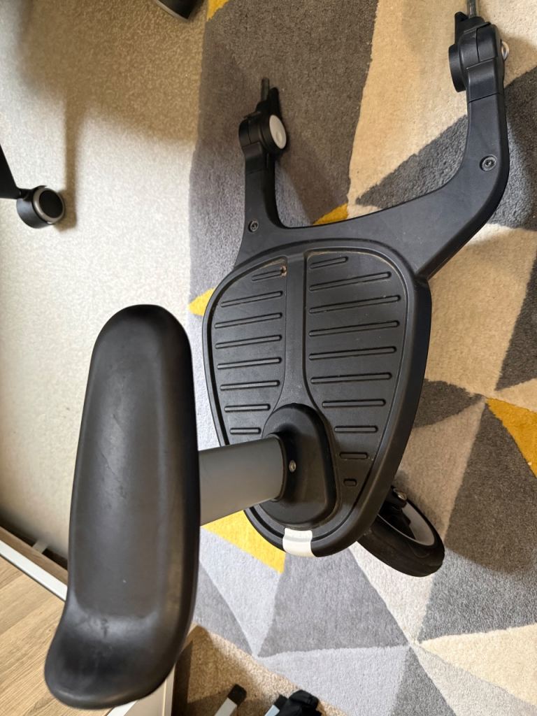 Bugaboo Comfort Wheeled Board with Seat – Good Condition