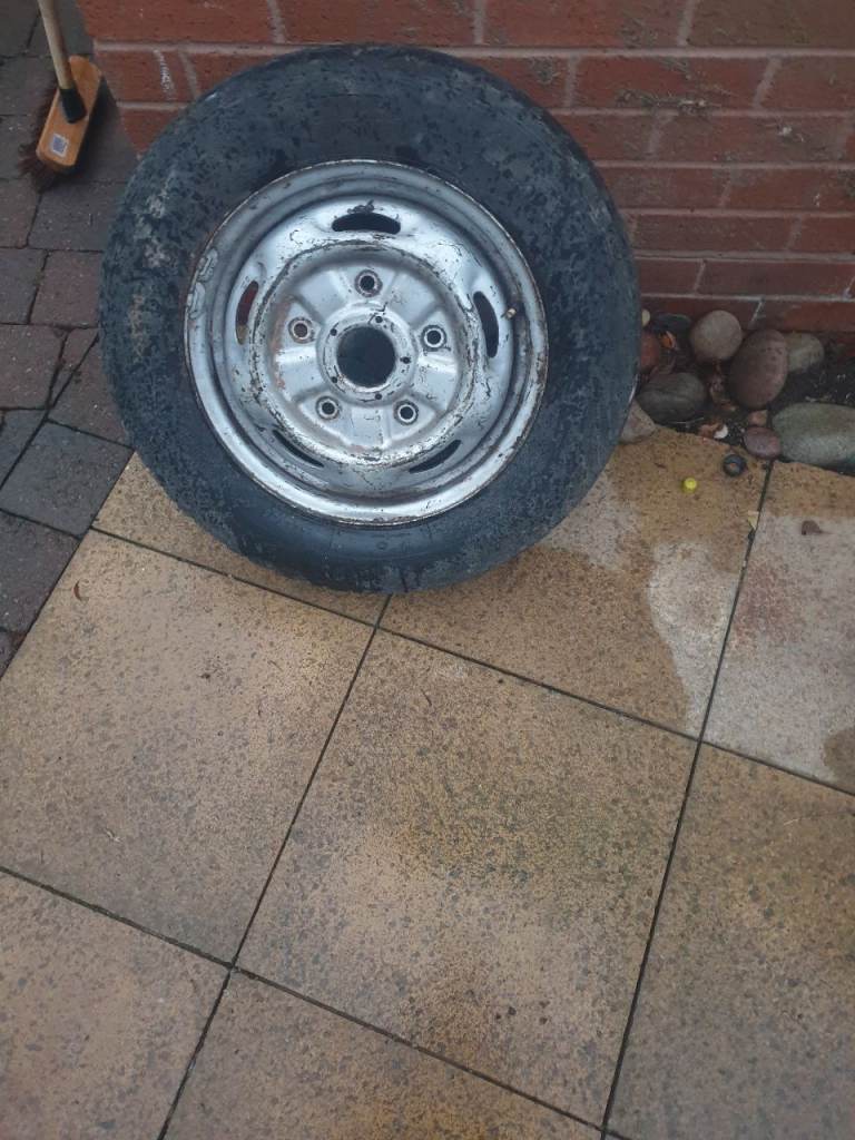 Ford transit mk 7 wheel .TYRE WORN .