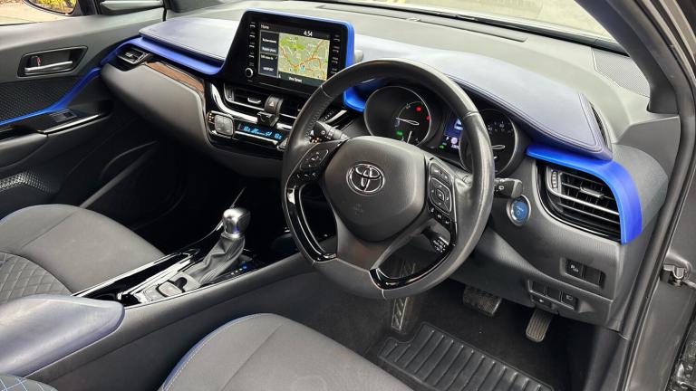 2021 Toyota C-HR 2.0 Hybrid Dynamic 5dr CVT Hybrid Hatchback Hatchback Hybrid Automatic